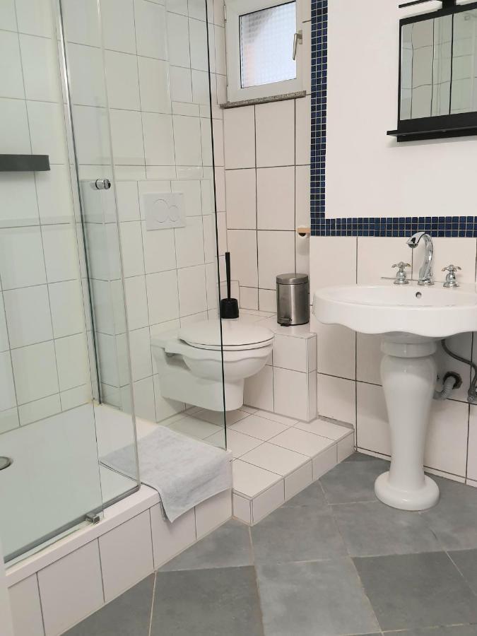 Westerwald Apartments Strassenhaus Bagian luar foto